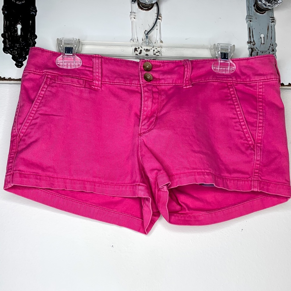 AEO Hot Pink Chino Stretch Shorts Size 6